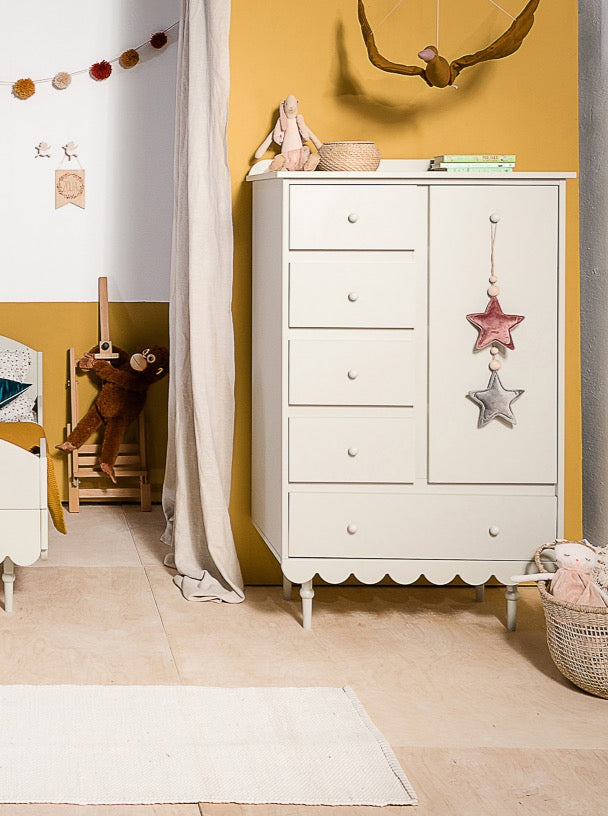 Handmade 'Babushka' Olive Chest of Drawers