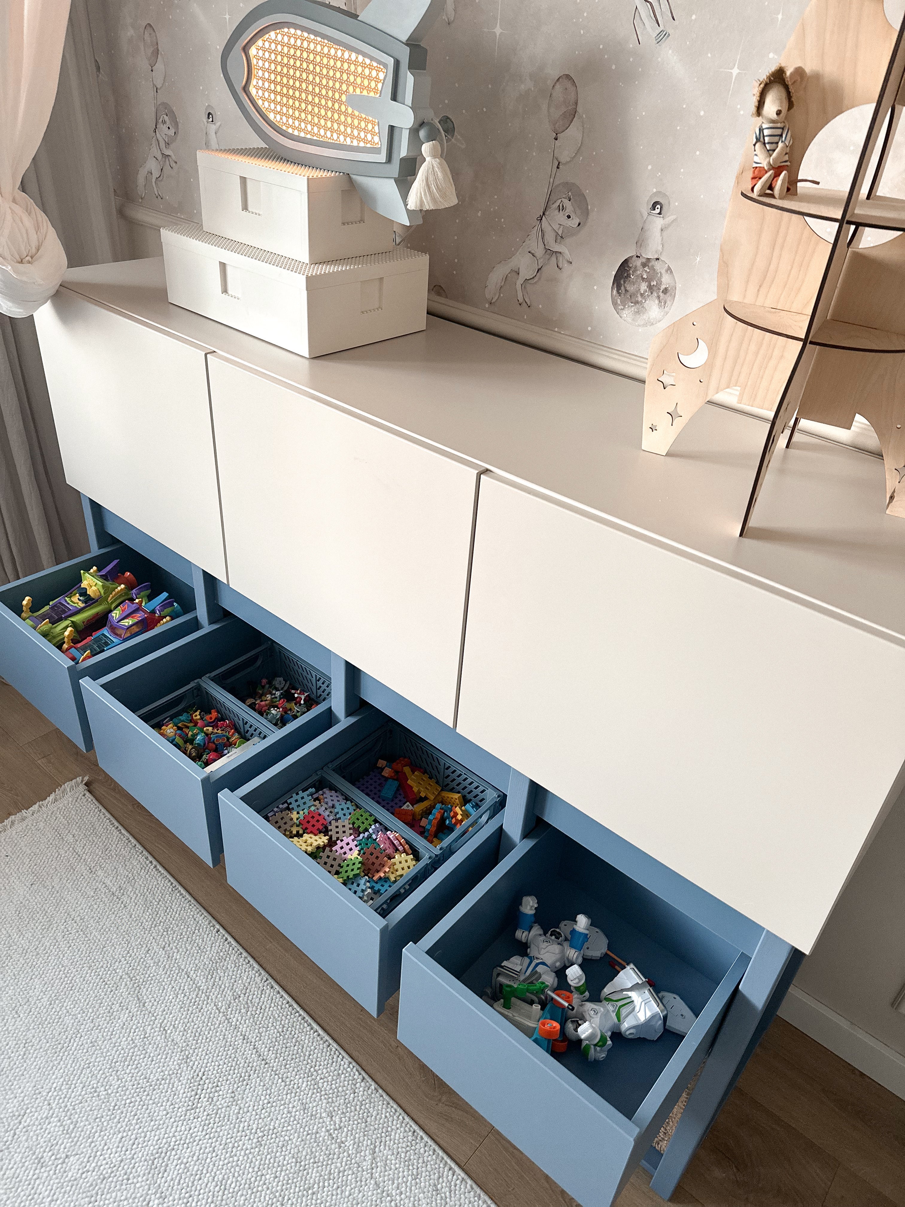 Handmade 'Tweens' Blue Chest of Drawers