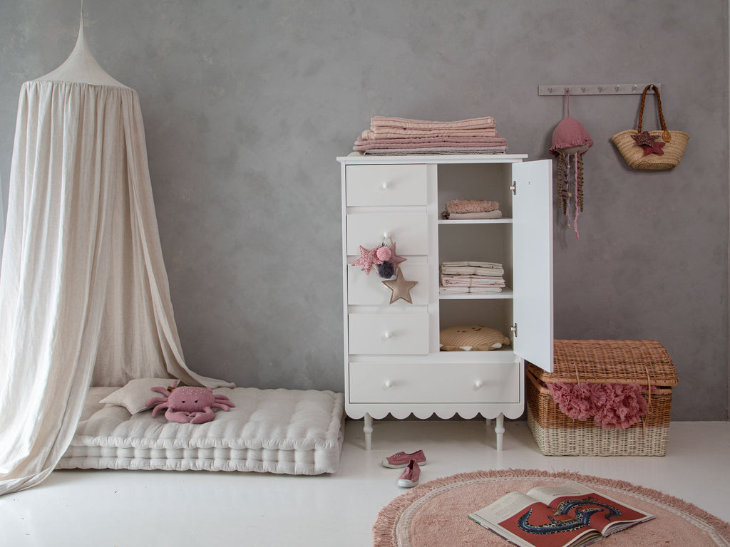 Handmade 'Babushka' White Chest of Drawers