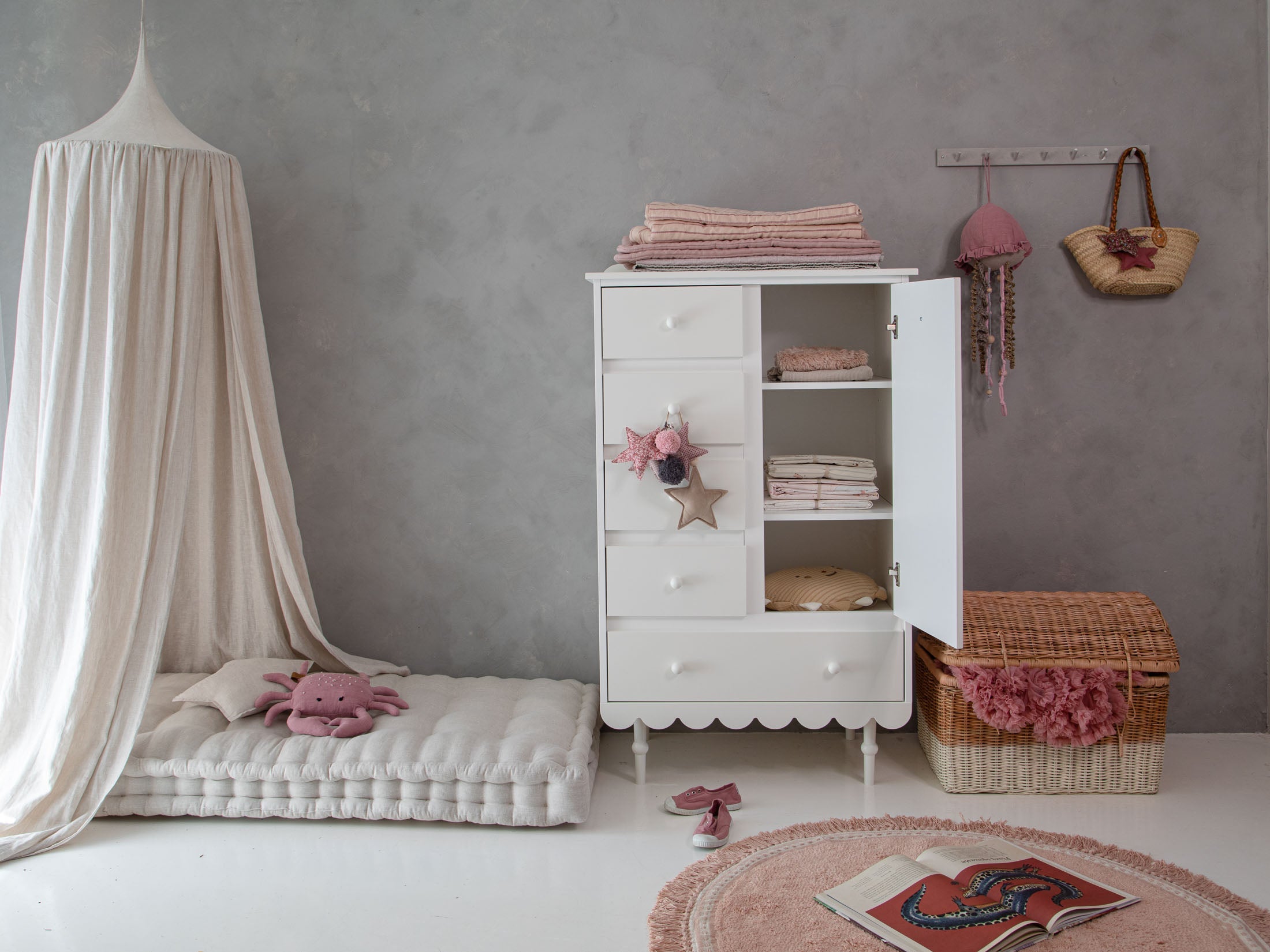 Handmade 'Babushka' White Chest of Drawers