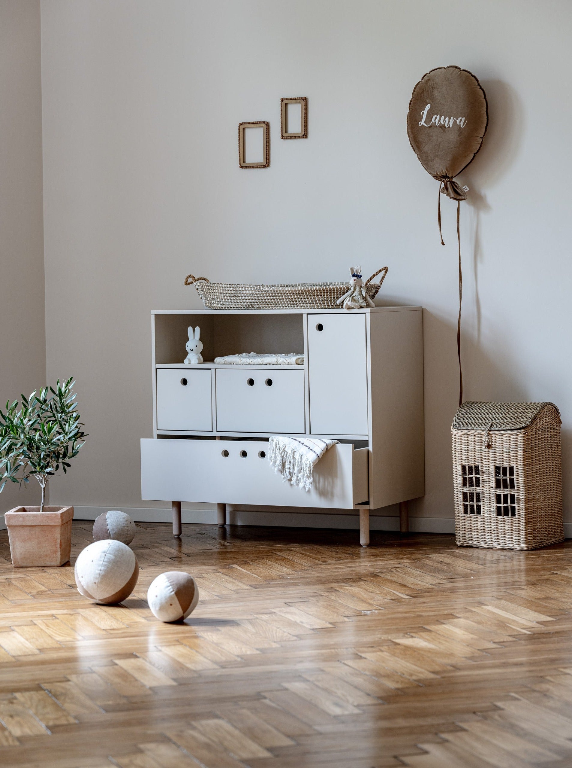 Handmade Birch 'River' Chest of Drawer - Sand