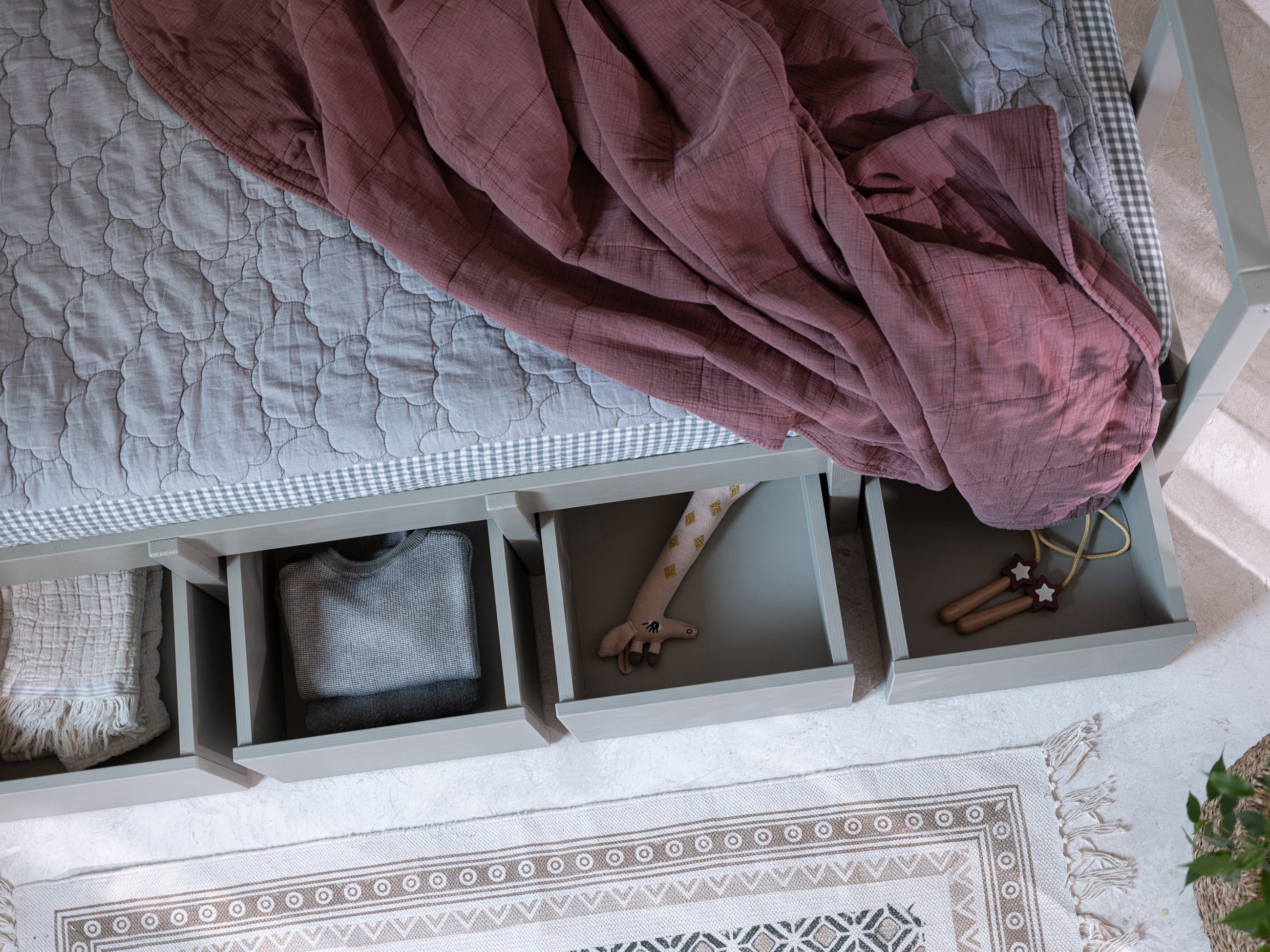 Handmade 'Tweens' Eucalyptus Bed 90 x 200cm