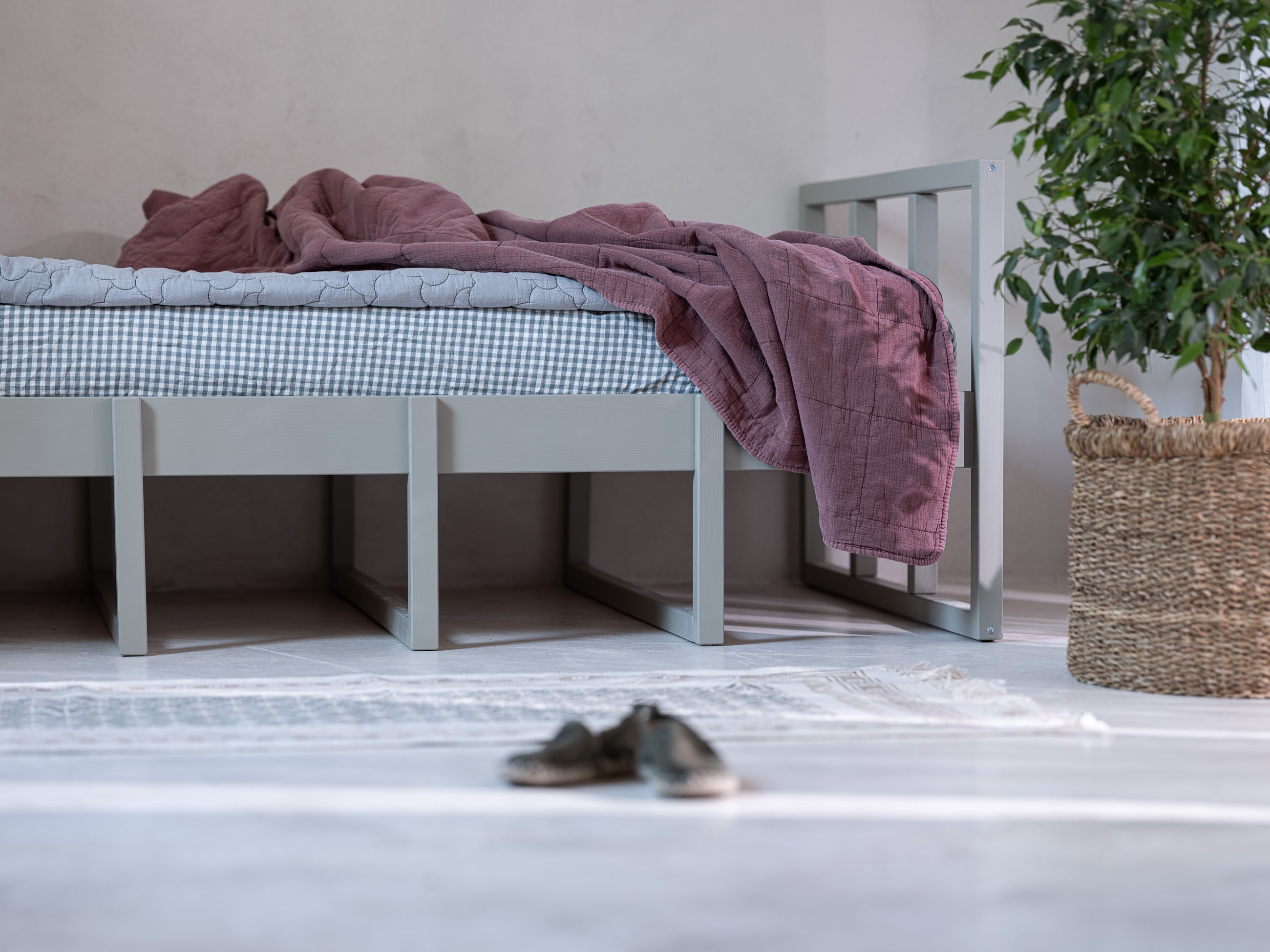 Handmade 'Tweens' Under Drawer for Bed 90 x 200cm (Eucalyptus)