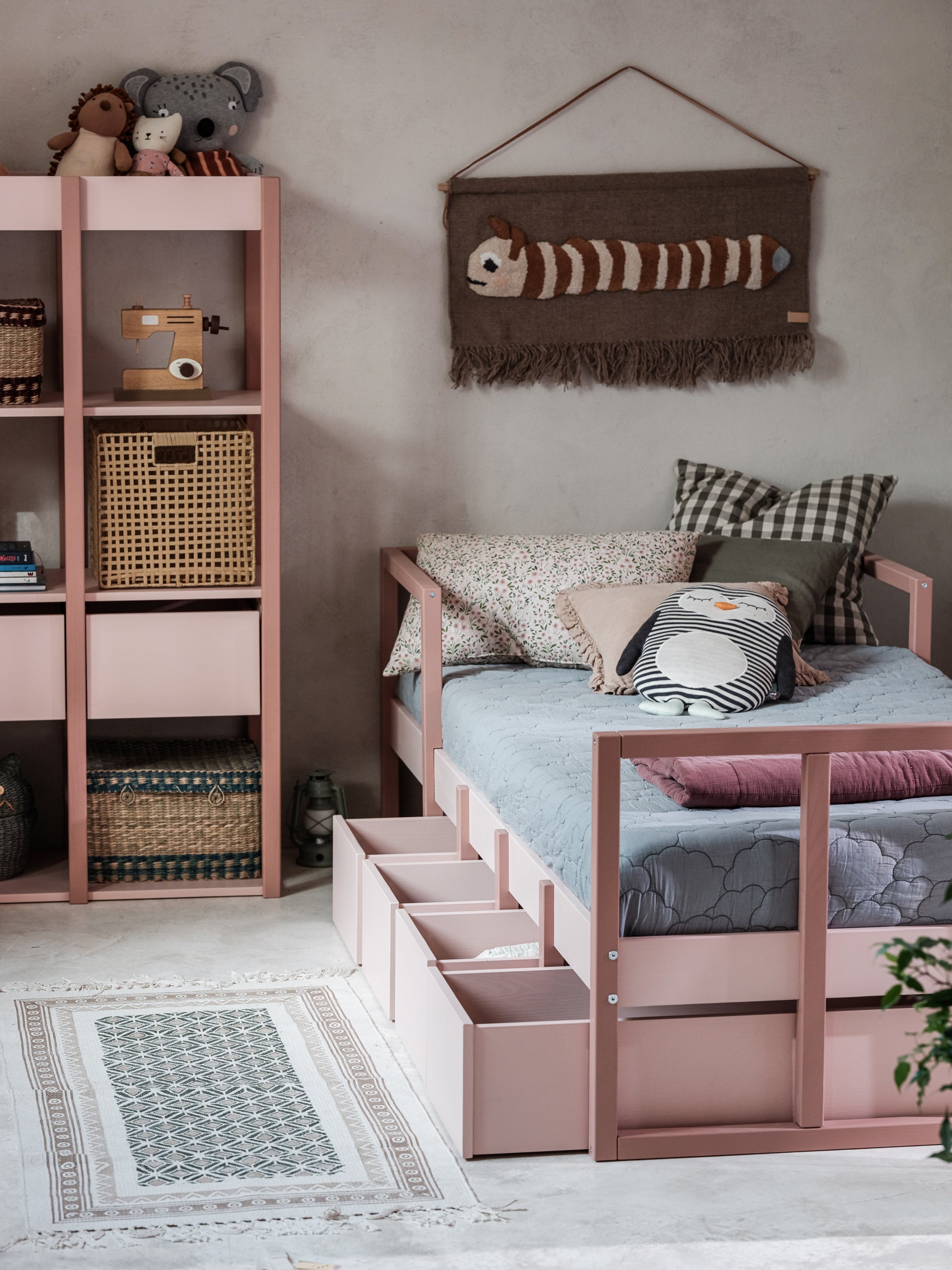 Handmade 'Tweens' Under Drawer for Bed 90 x 200cm (Pink)