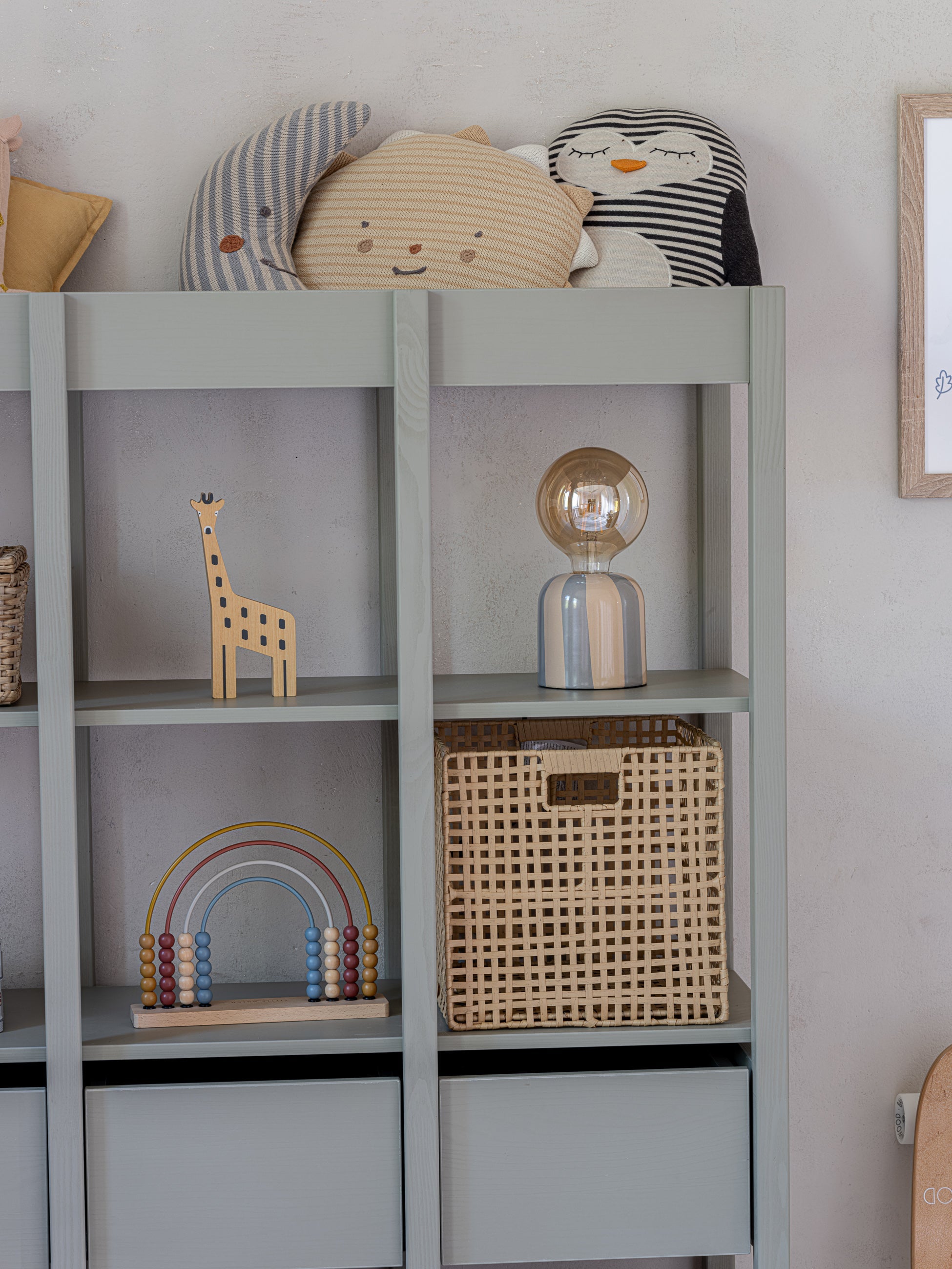 Handmade 'Tweens' Eucalyptus Bookshelf