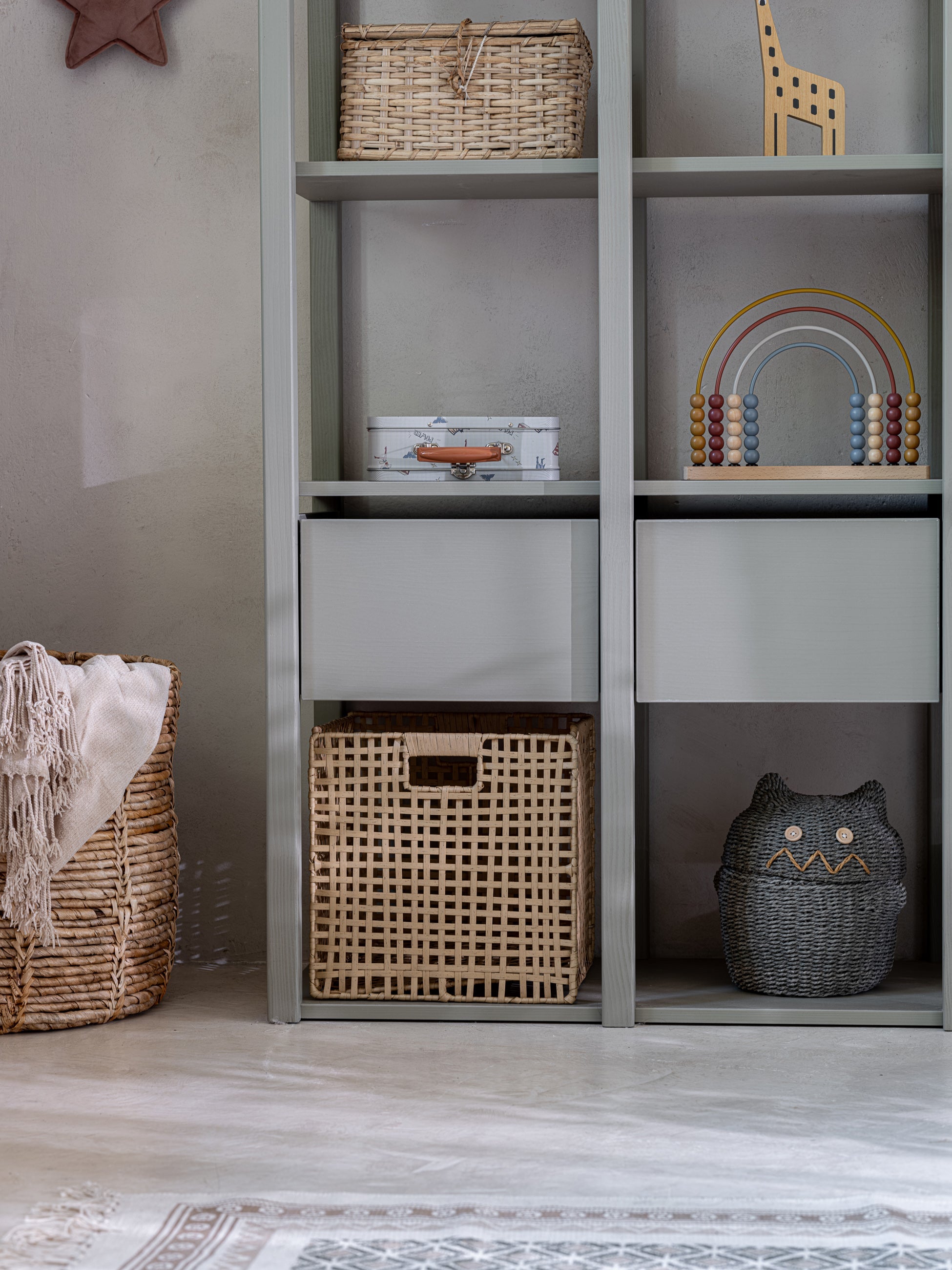 Handmade 'Tweens' Eucalyptus Bookshelf