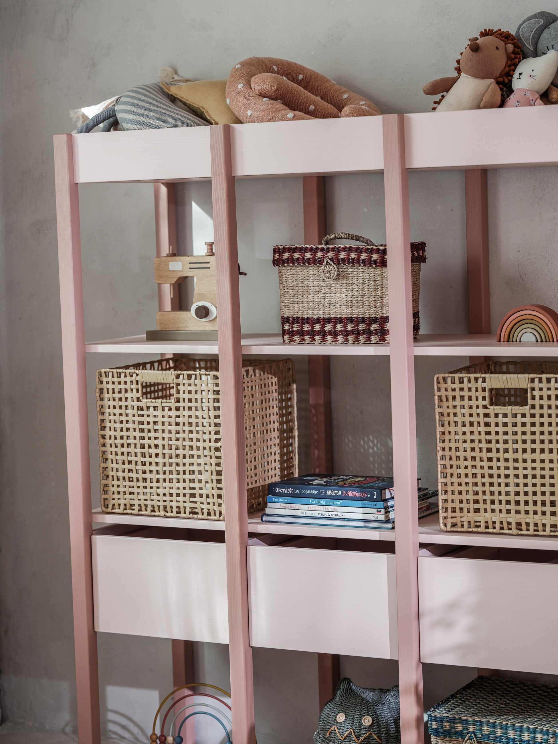 Handmade 'Tweens' Pink Bookshelf