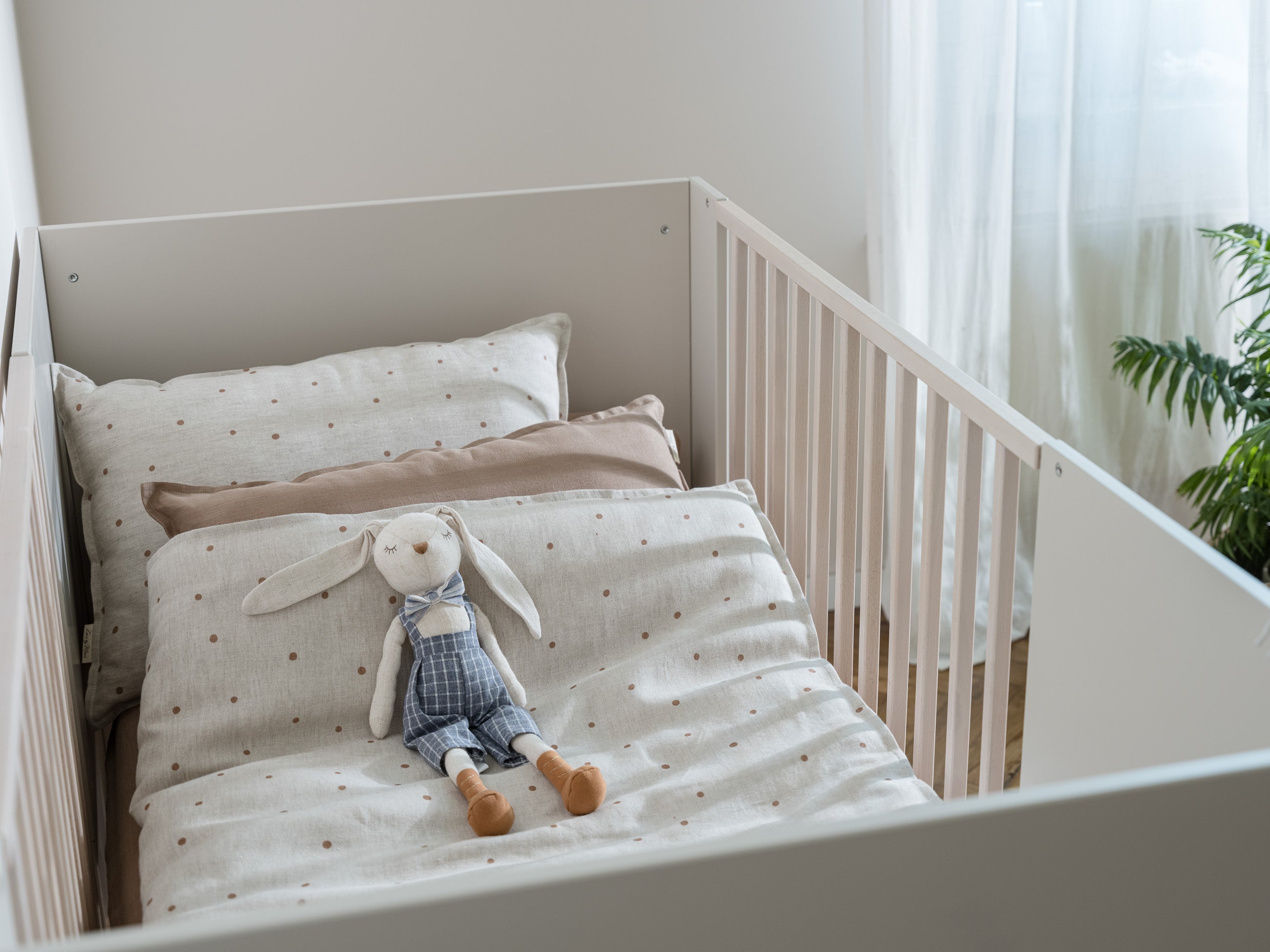 Handmade Birch 'River' Cot Bed 70 x 140cm - Sand