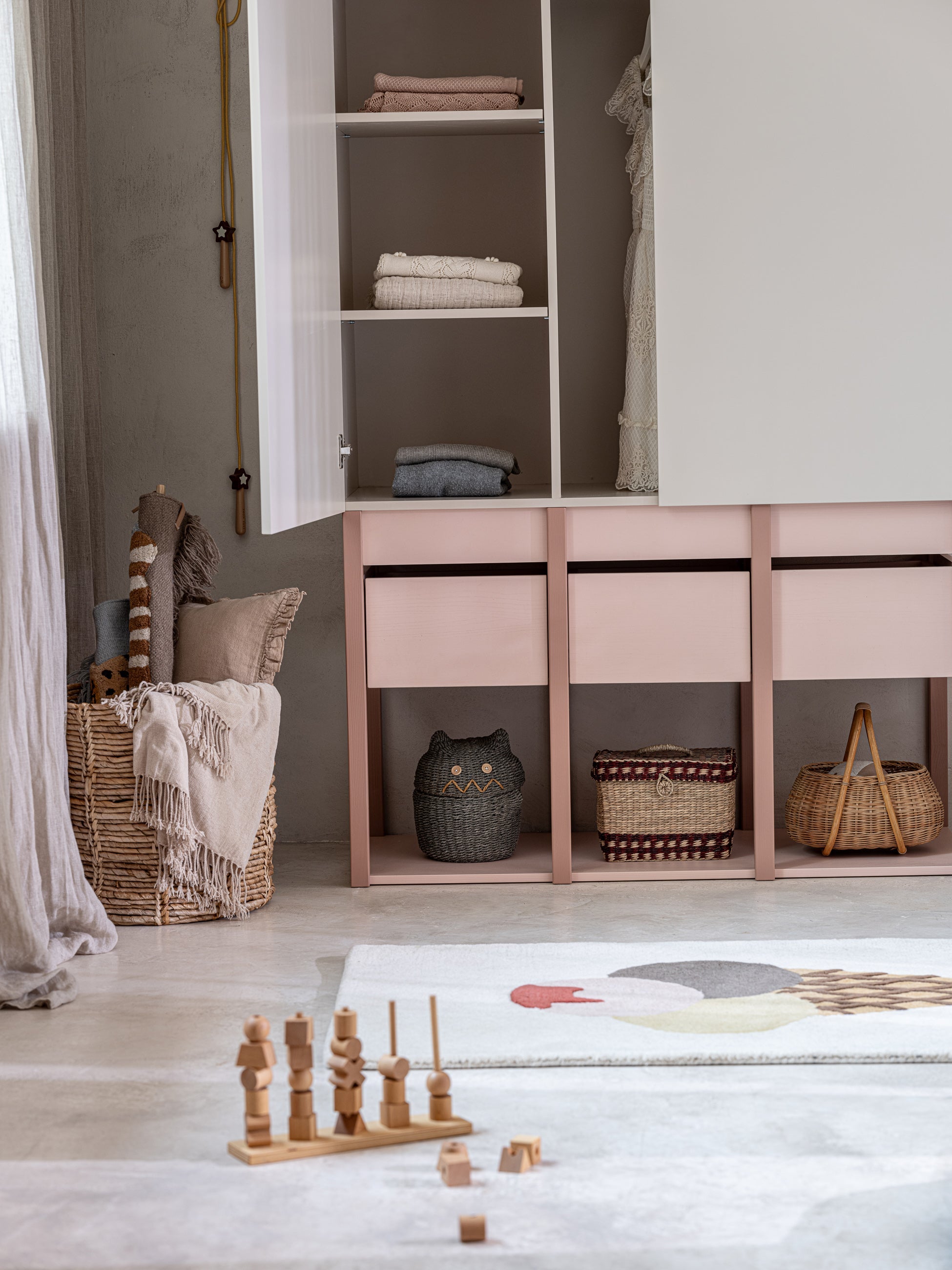 Handmade 'Tweens' Pink Wardrobe